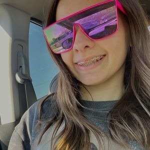 Meet your Posher, Grace